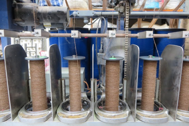 Machine spinning yarn
